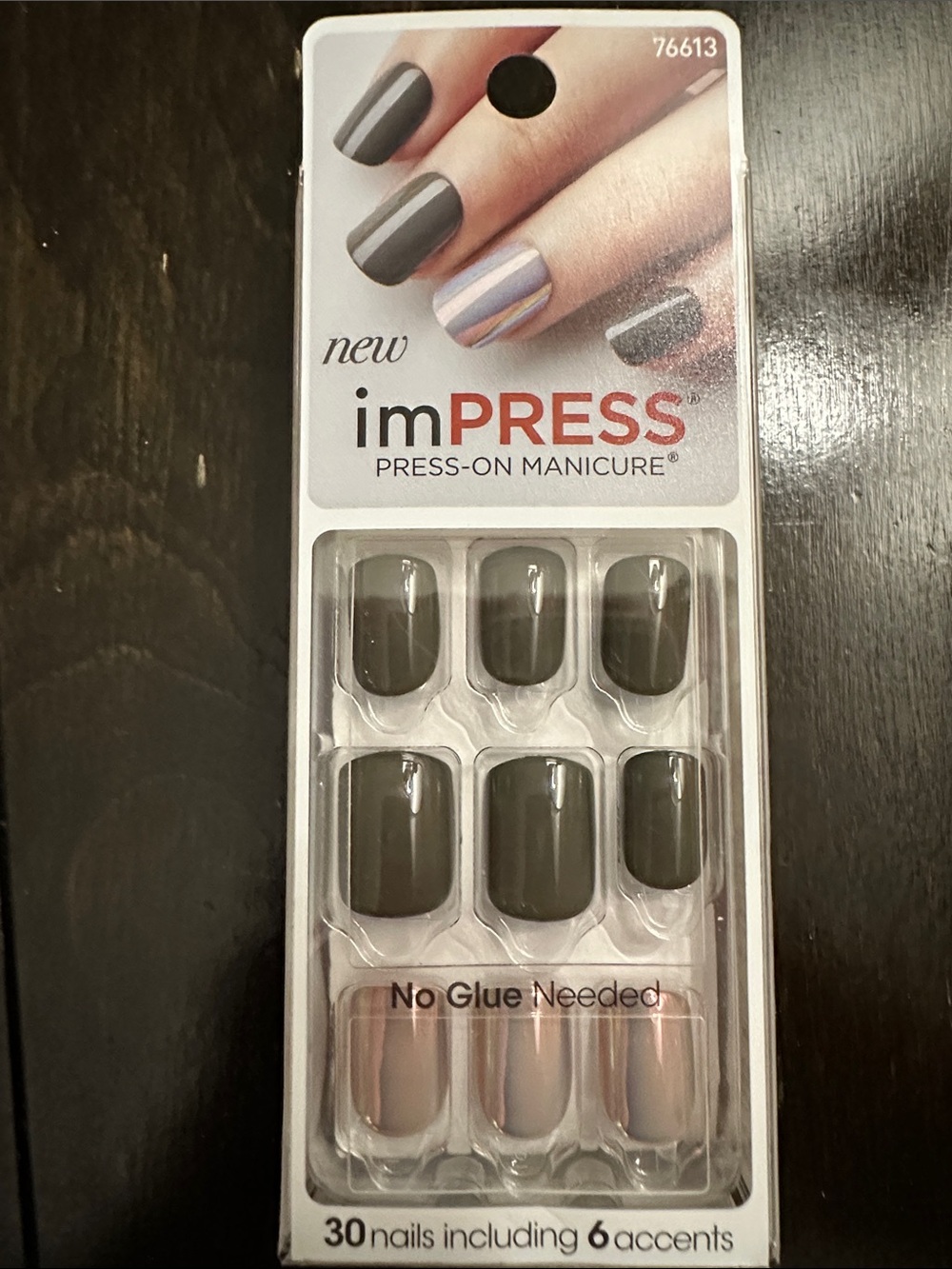 imPRESS Solid Gray Press-On Nails with Metallic Rose Accents
